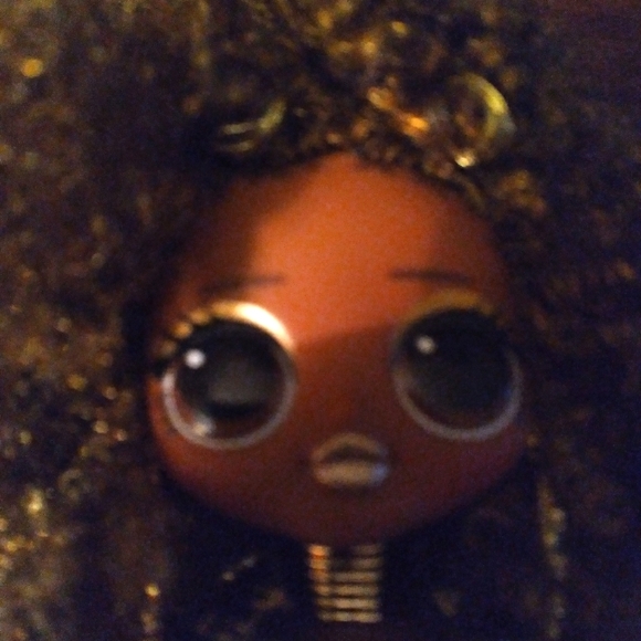 Fashion Doll with Stand and Accessories - Picture 2 of 3